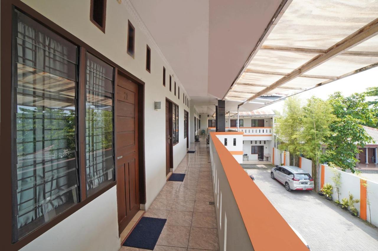 Hotel Oyo 90751 Graha Sei Batugingging Medan Exterior foto